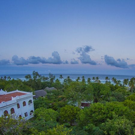Hill Park Hotel - Tiwi Beach Zewnętrze zdjęcie