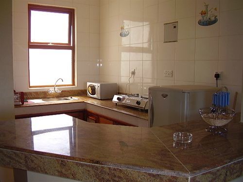 Hill Park Hotel - Tiwi Beach Zewnętrze zdjęcie